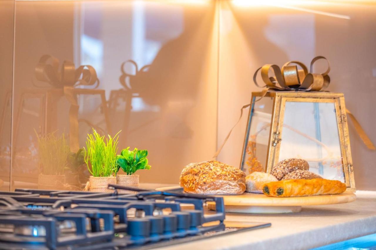 Luxury Matzourana By Posarellivillas Vilă